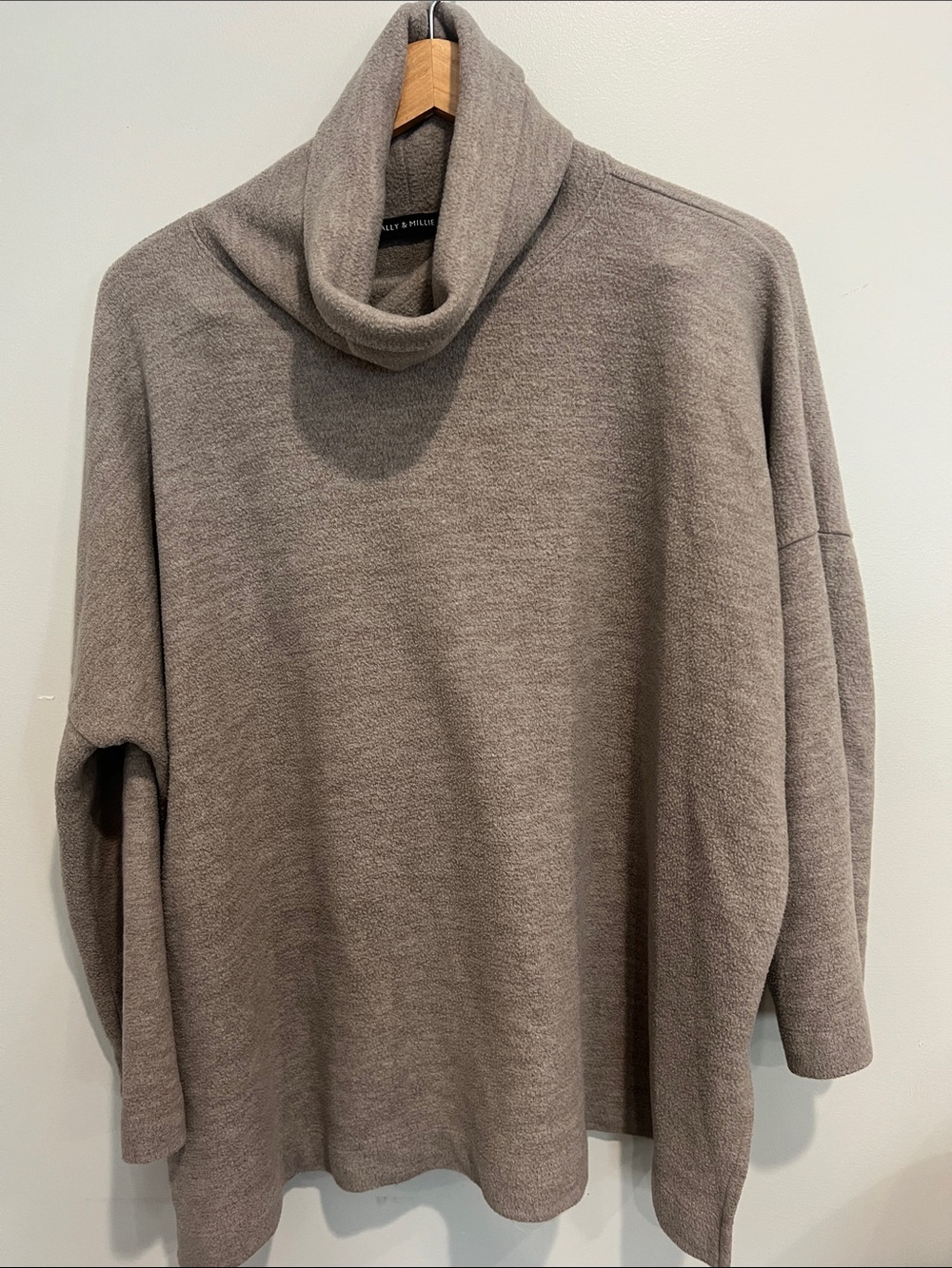 Nally & Millie Taupe Turtleneck Sweater - Relaxed Silhouette x-large